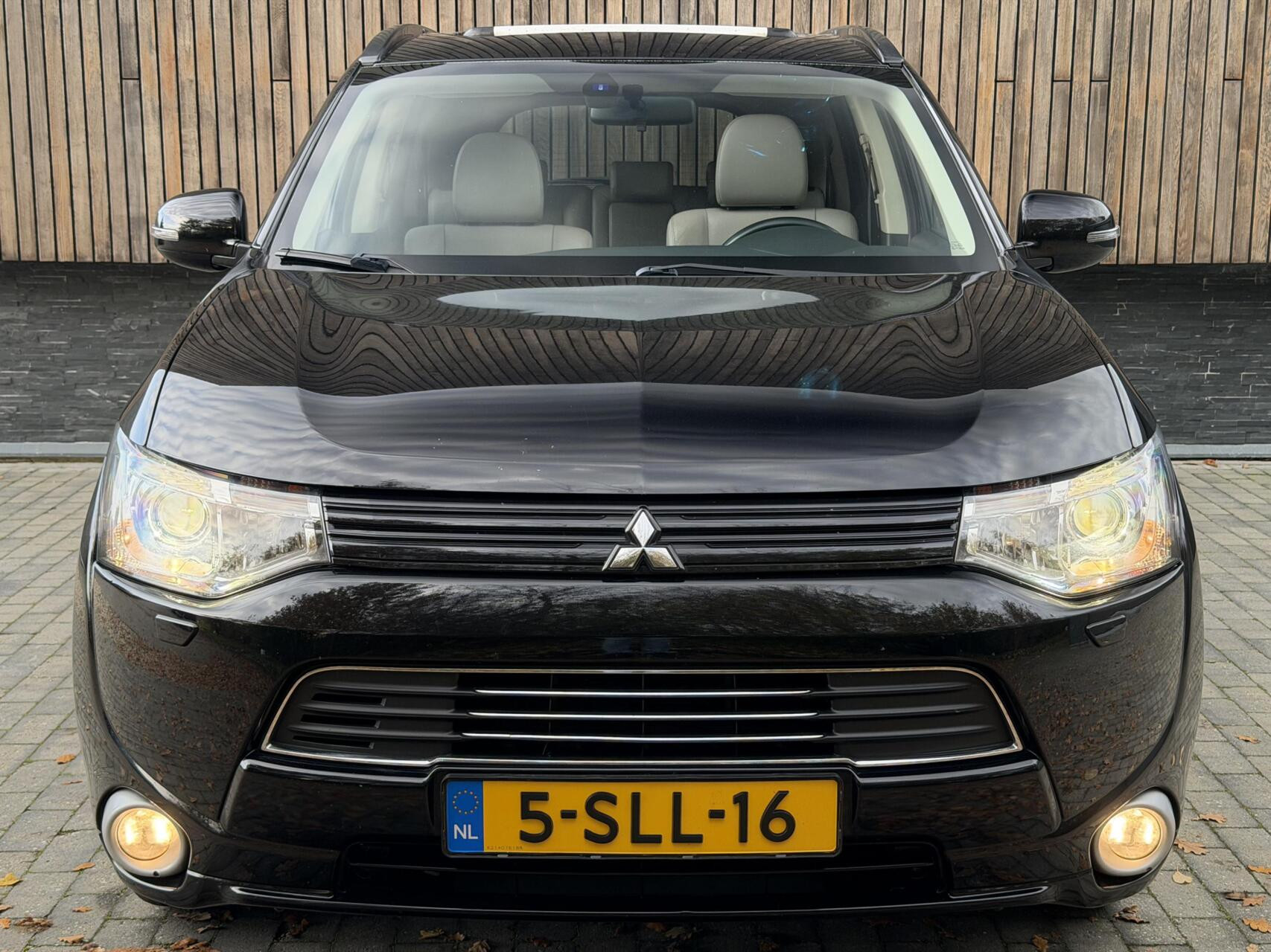 Hoofdafbeelding Mitsubishi Outlander