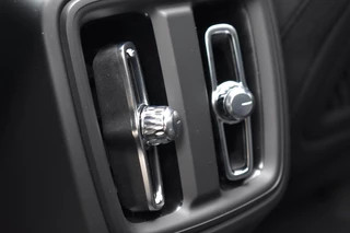 Volvo EX40 Volvo EX40 Extended Range Ultra 252pk/82kWh | 20'' | Trekhaak | Getint Glas - afbeelding nr 15
