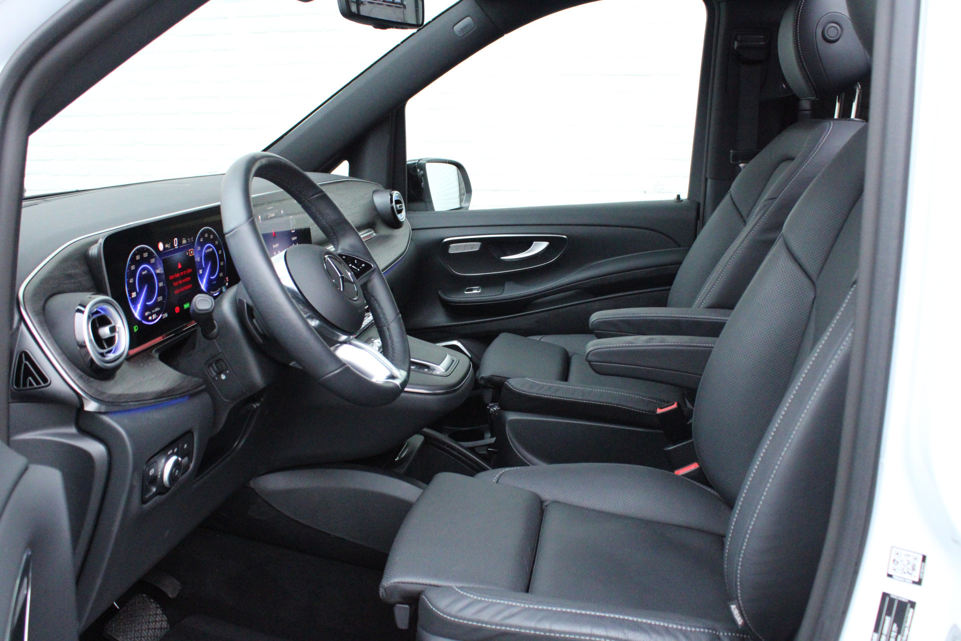 Hoofdafbeelding Mercedes-Benz EQV