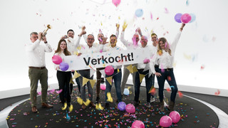 Iveco Daily 35S16V 2.3 410 H2 L4H2 | Direct Leverbaar | Complete Betimmering Laadruimte | Parkeersensoren | Cruise Control