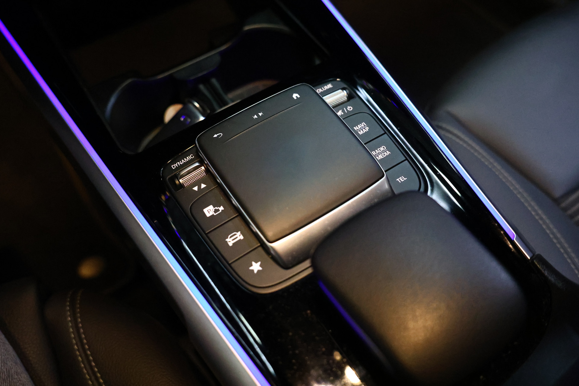 Hoofdafbeelding Mercedes-Benz EQB