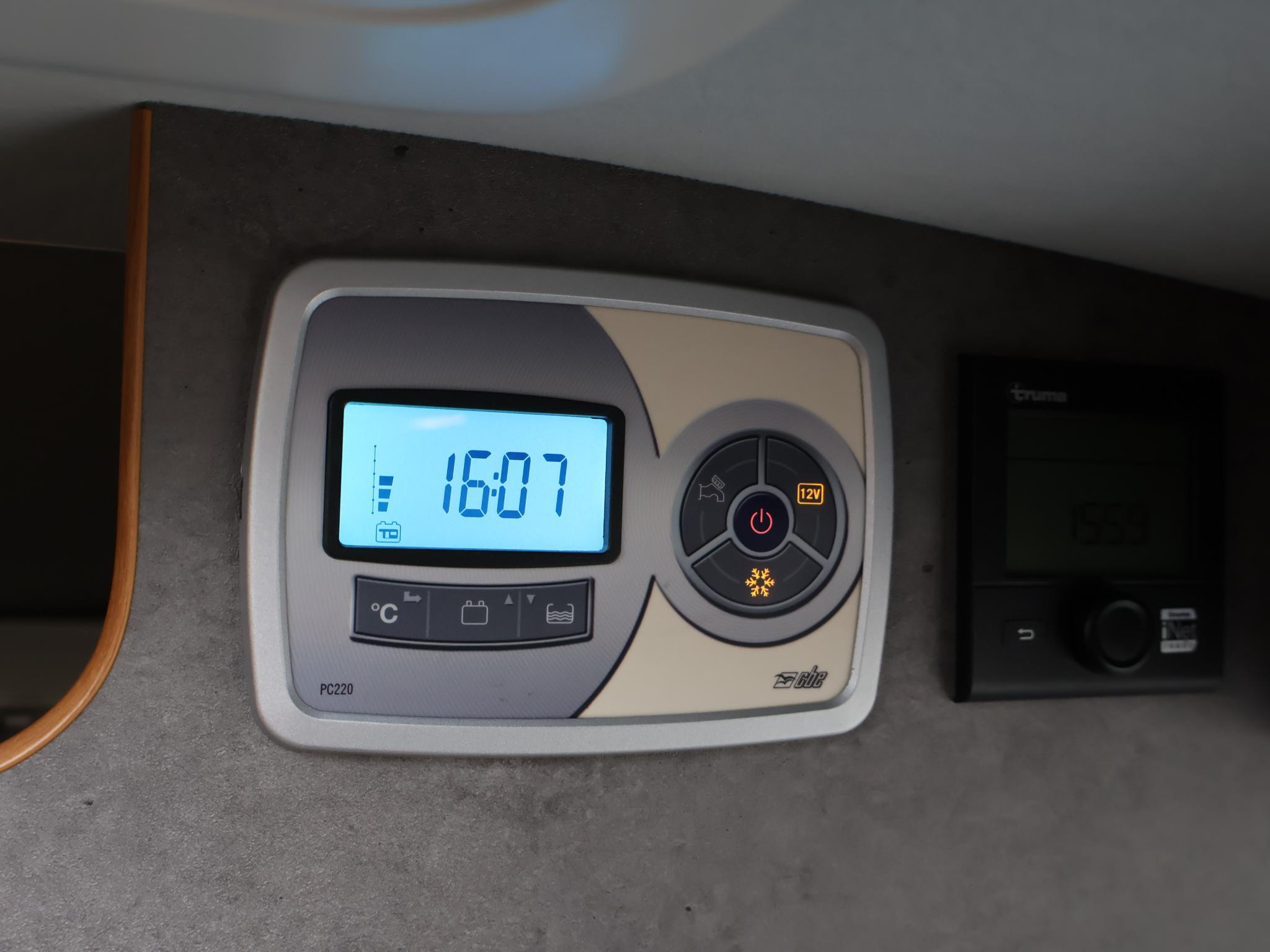 Hoofdafbeelding Pössl Summit 640