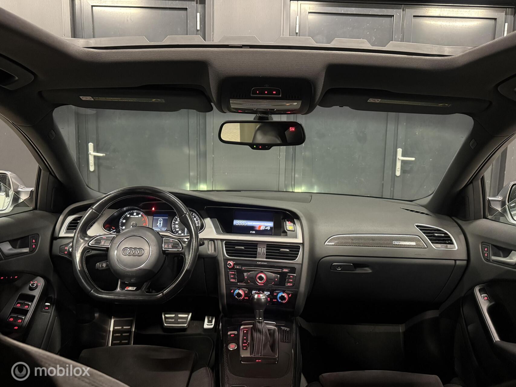 Hoofdafbeelding Audi S4