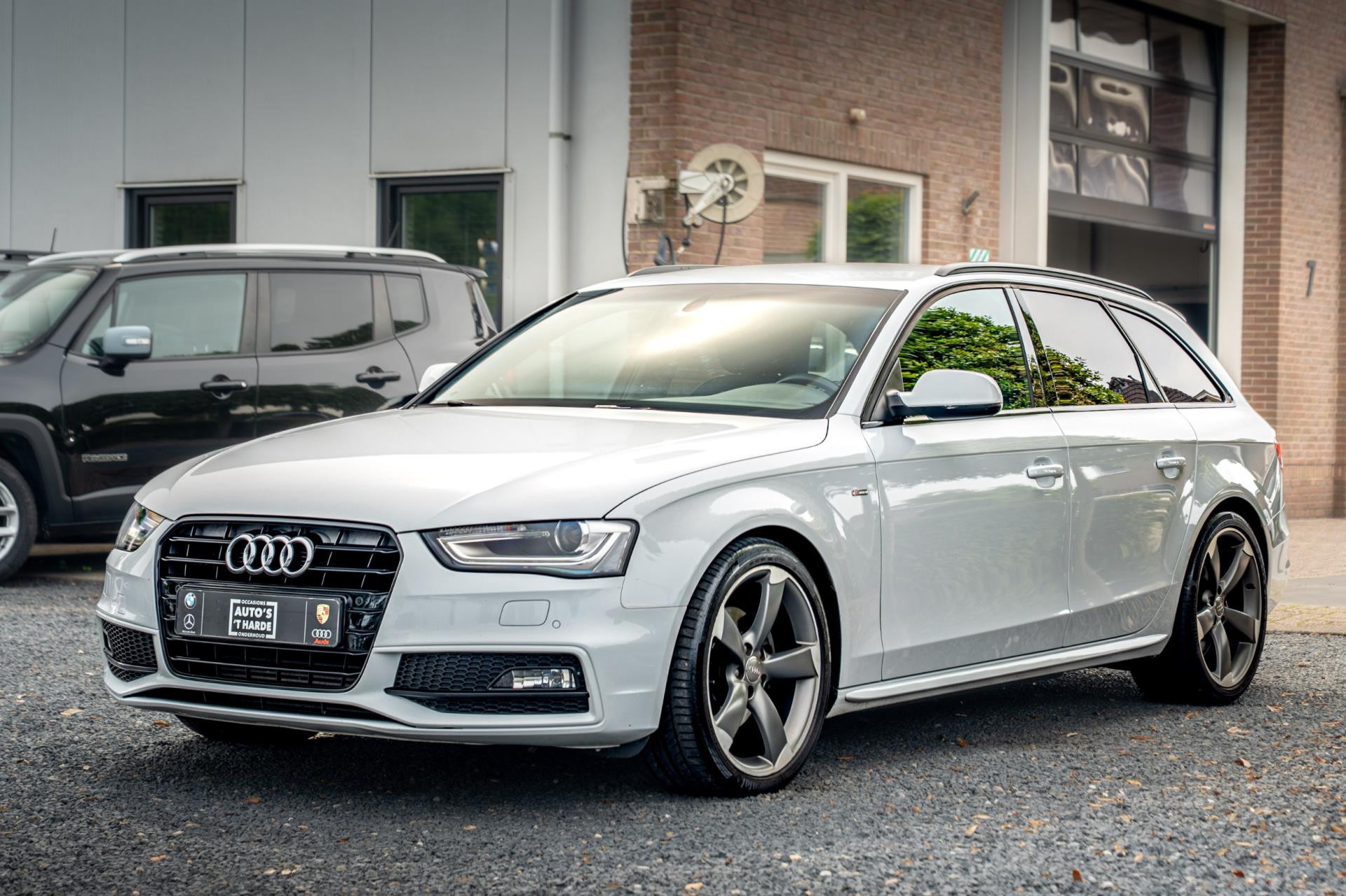 Hoofdafbeelding Audi A4