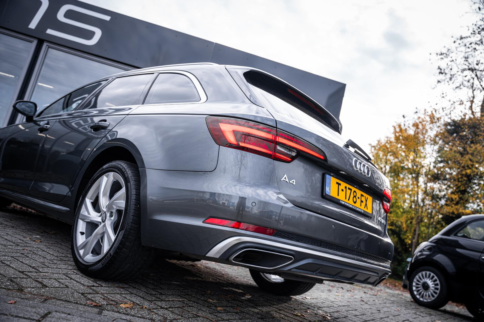 Hoofdafbeelding Audi A4