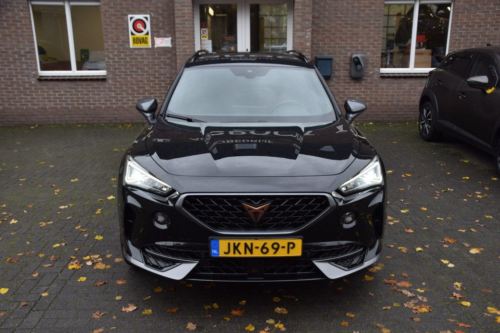 Hoofdafbeelding CUPRA Formentor