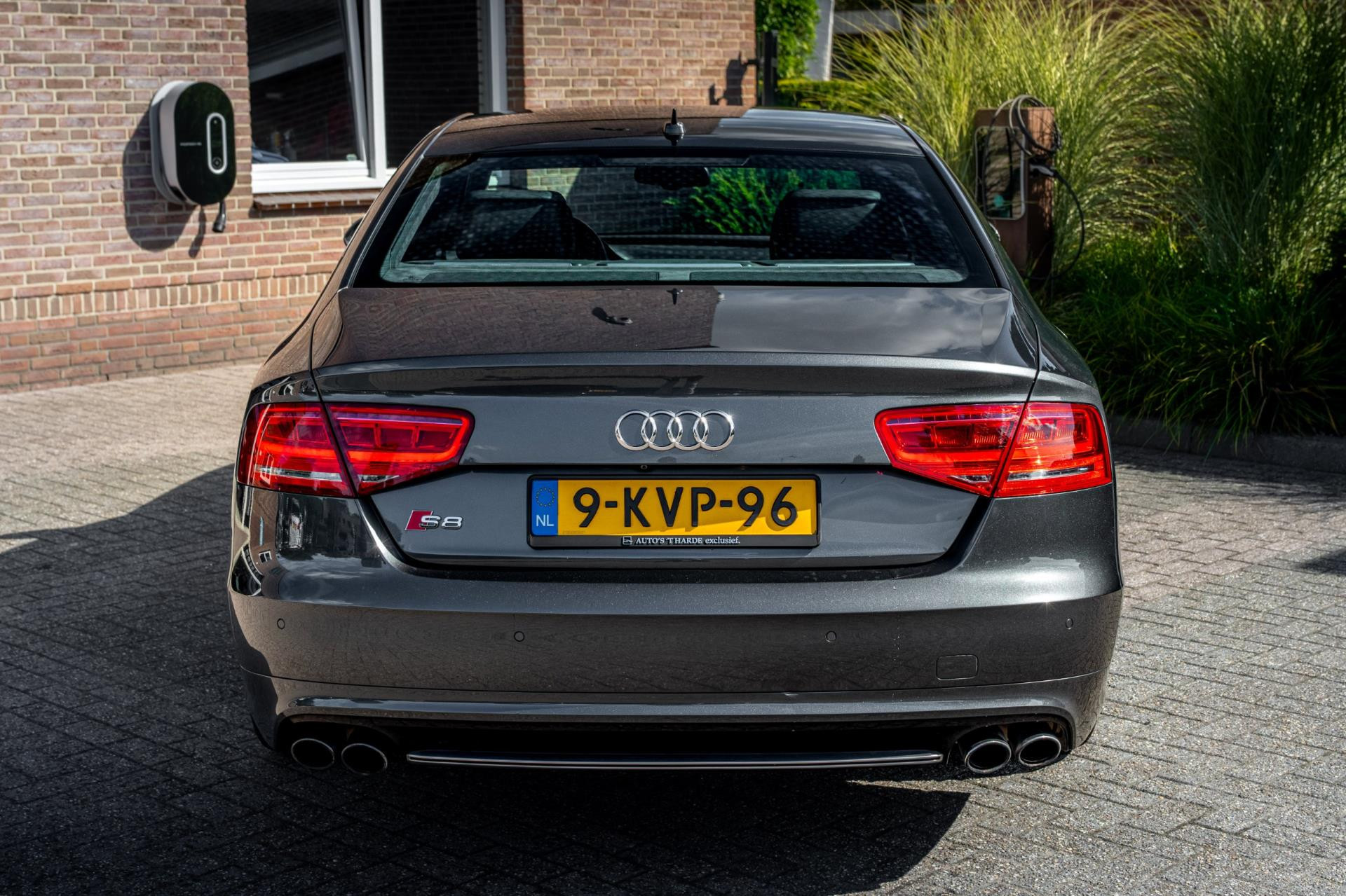 Hoofdafbeelding Audi S8