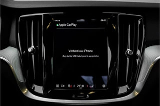 Volvo S60 Volvo S60 2.0 B4 R-Design Ultimate Dark ACC Schuifdak Camera 1e Eig - afbeelding nr 27