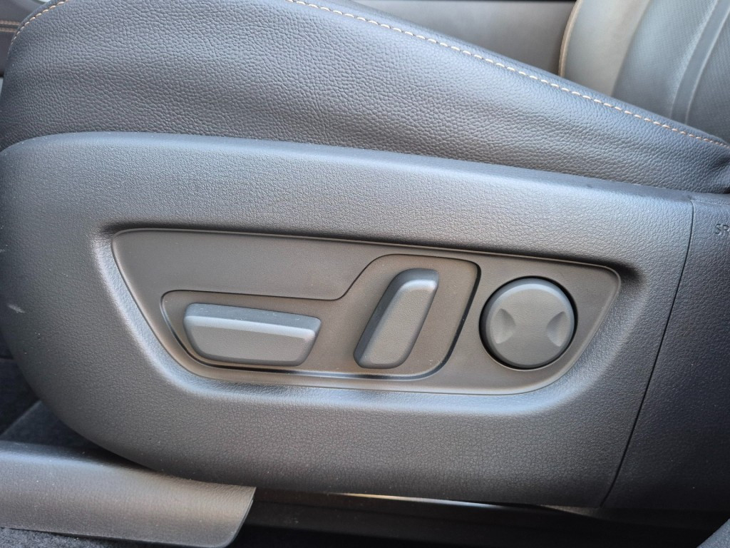 Hoofdafbeelding Mazda CX-60