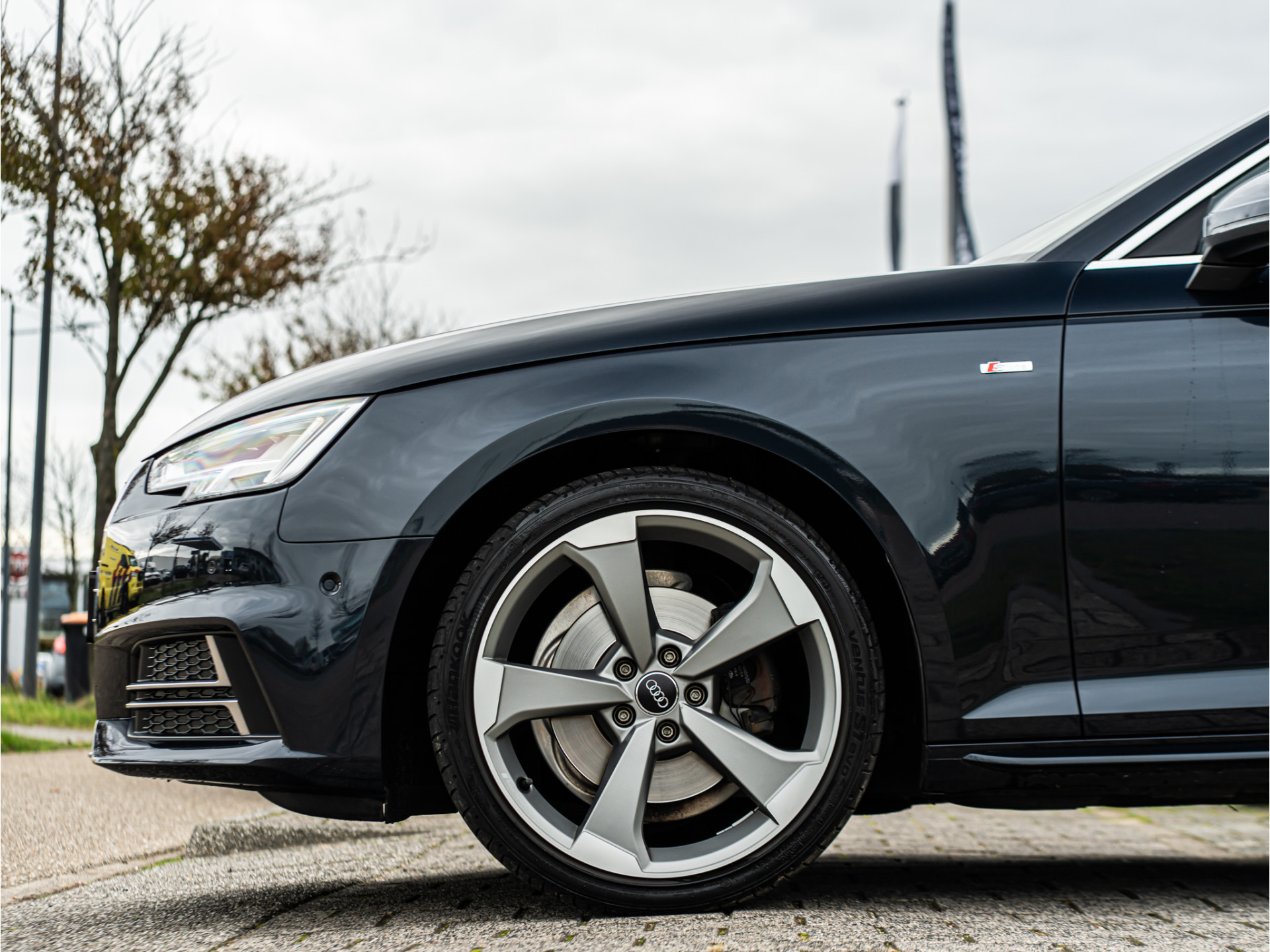 Hoofdafbeelding Audi A4