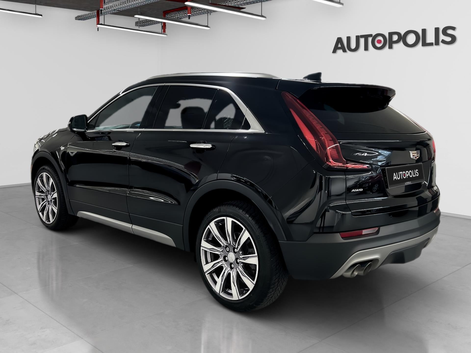 Cadillac-XT4-image-1