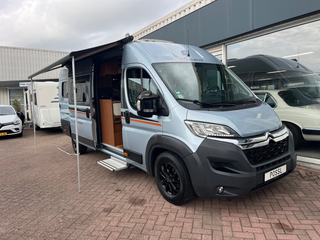 Hoofdafbeelding Pössl Globecar 640 Enkele Bedden Zopnnepaneel