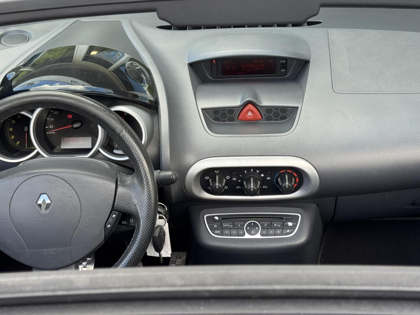 Hoofdafbeelding Renault Wind