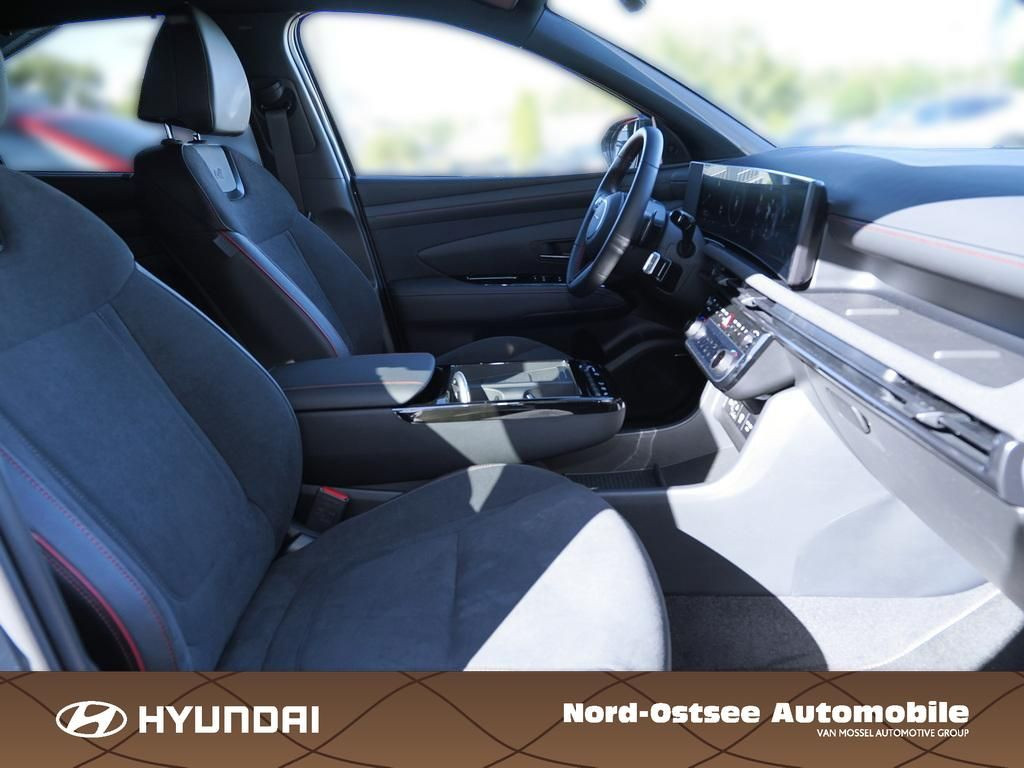 Hyundai-Tucson Hybrid-image-8