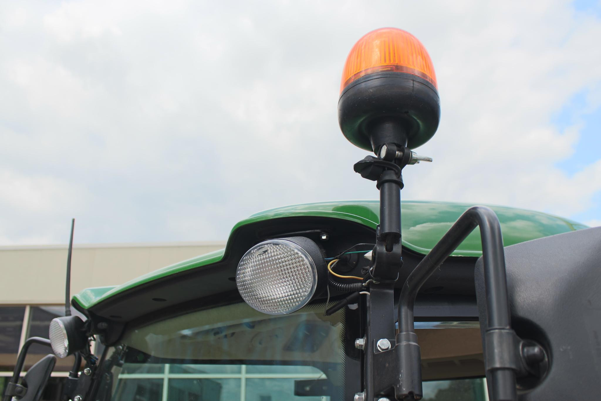 Hoofdafbeelding John Deere 3046r