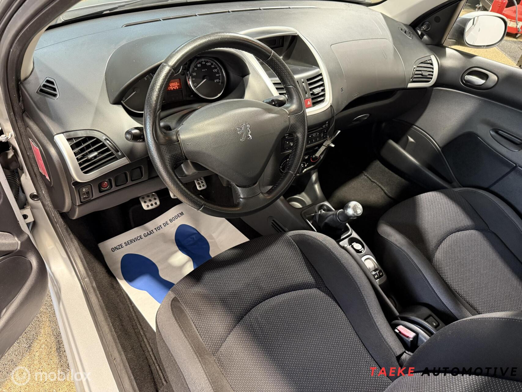 Hoofdafbeelding Peugeot 206