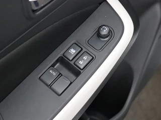 Suzuki Swift Suzuki Swift 1.2 Select Smart Hybrid - afbeelding nr 10