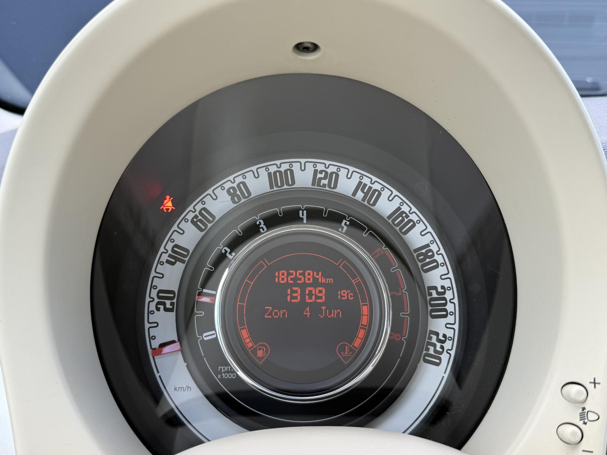 Hoofdafbeelding Fiat 500C