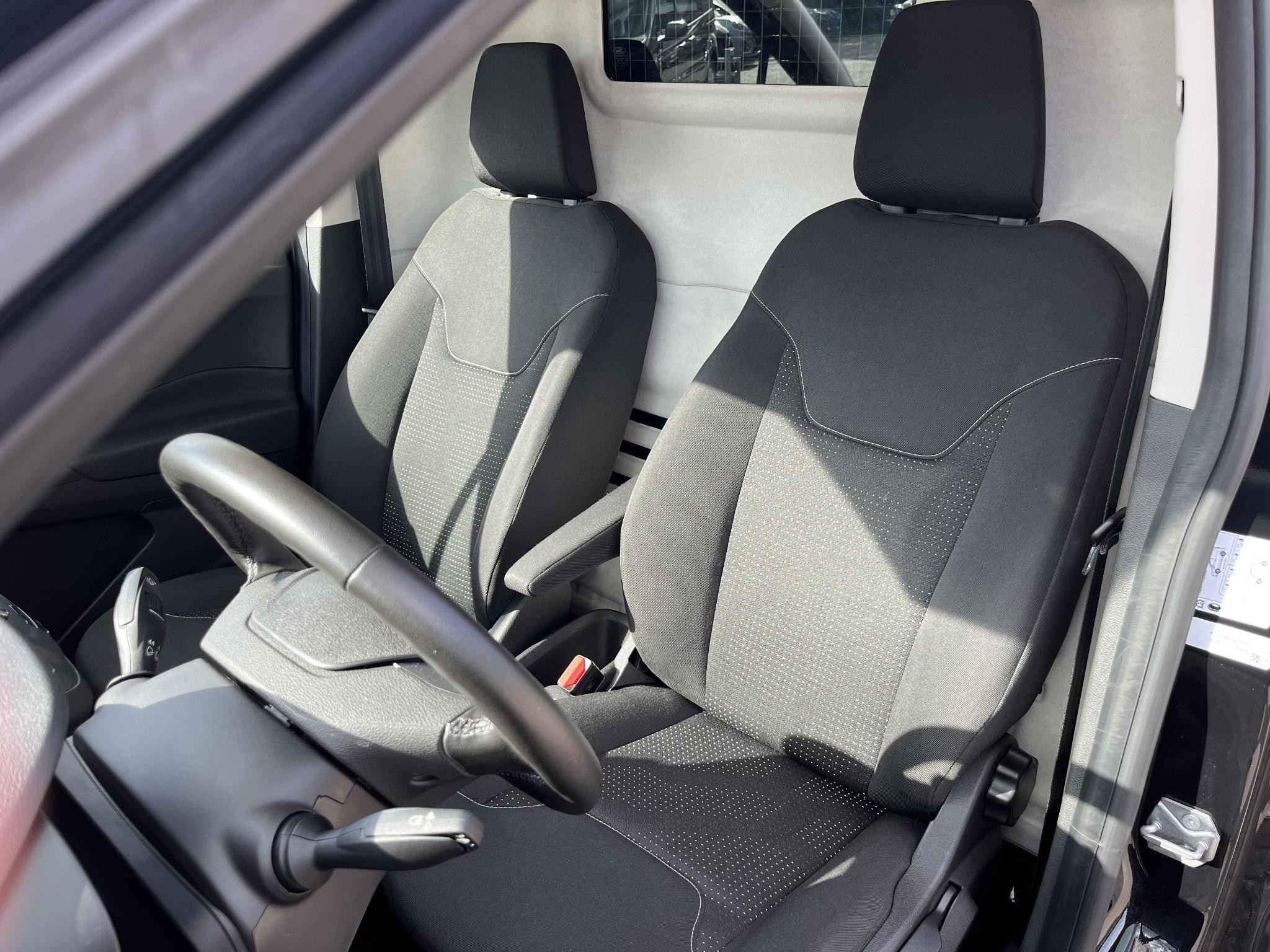 Hoofdafbeelding Ford Transit Courier