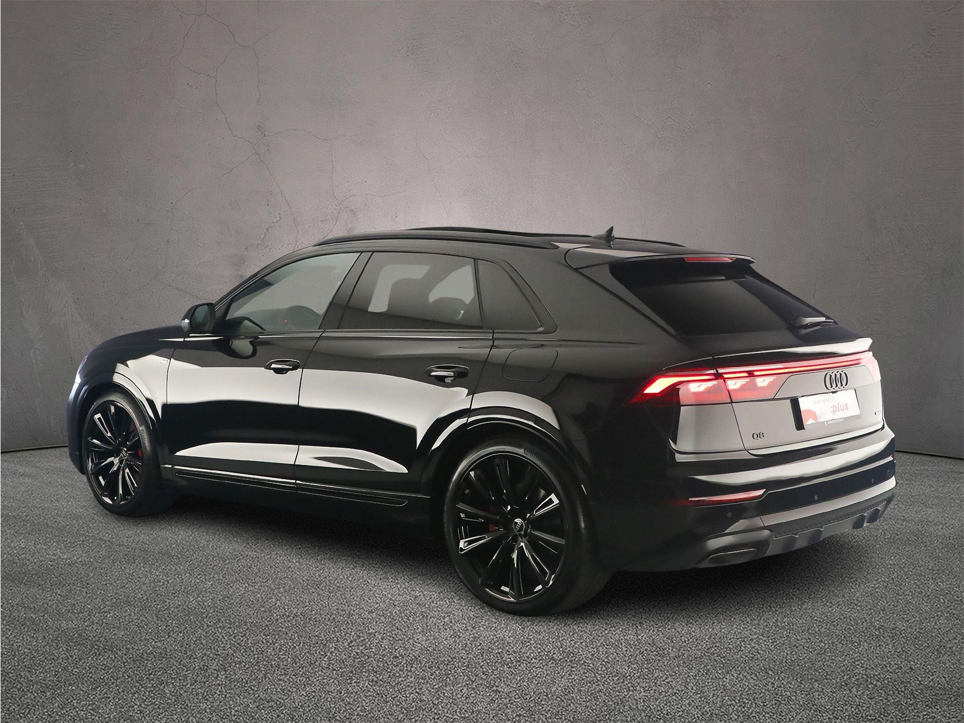 Hoofdafbeelding Audi Q8