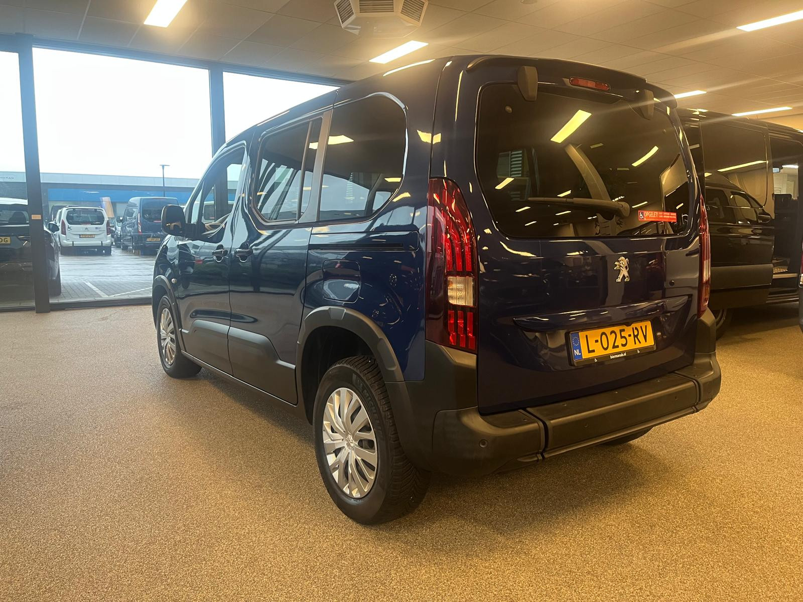 Hoofdafbeelding Peugeot Rifter