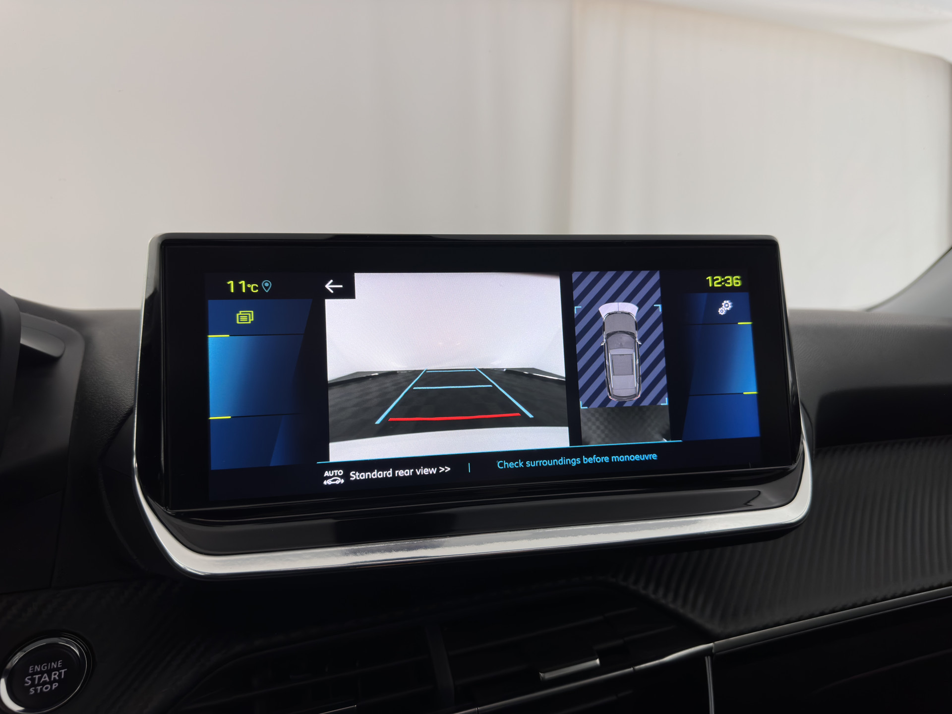 Hoofdafbeelding Peugeot e-2008