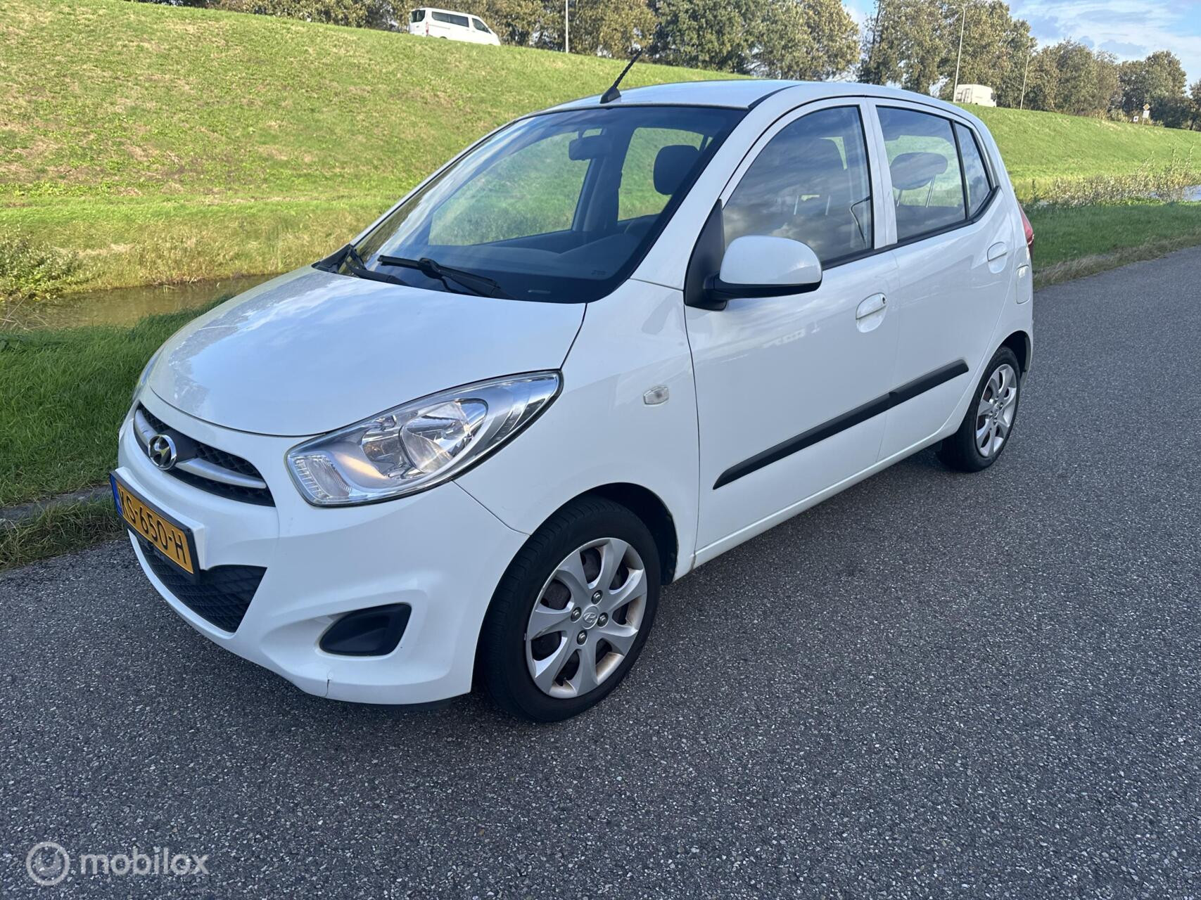 Hoofdafbeelding Hyundai i10