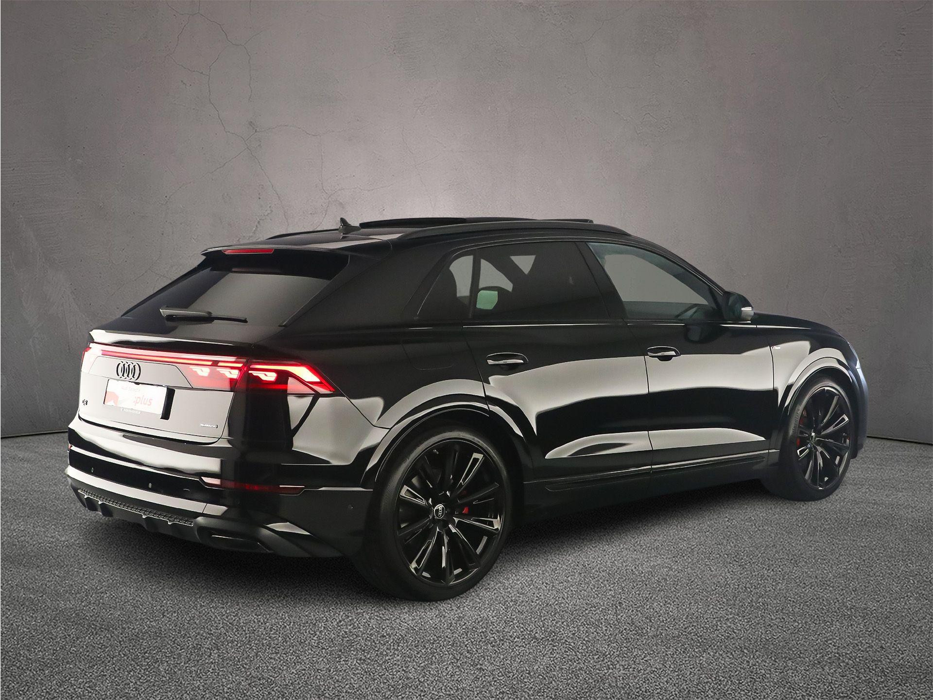 Hoofdafbeelding Audi Q8
