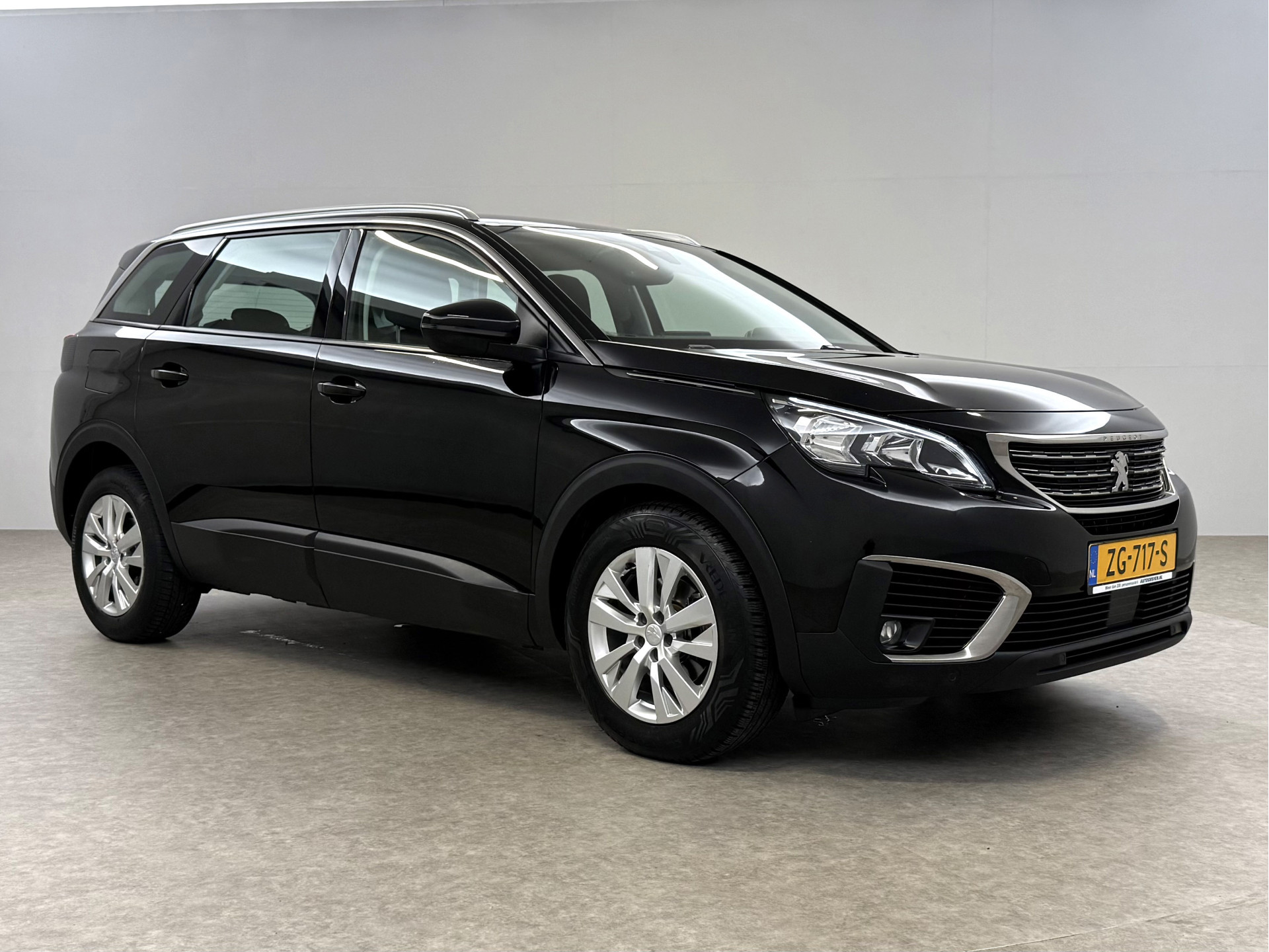 Hoofdafbeelding Peugeot 5008