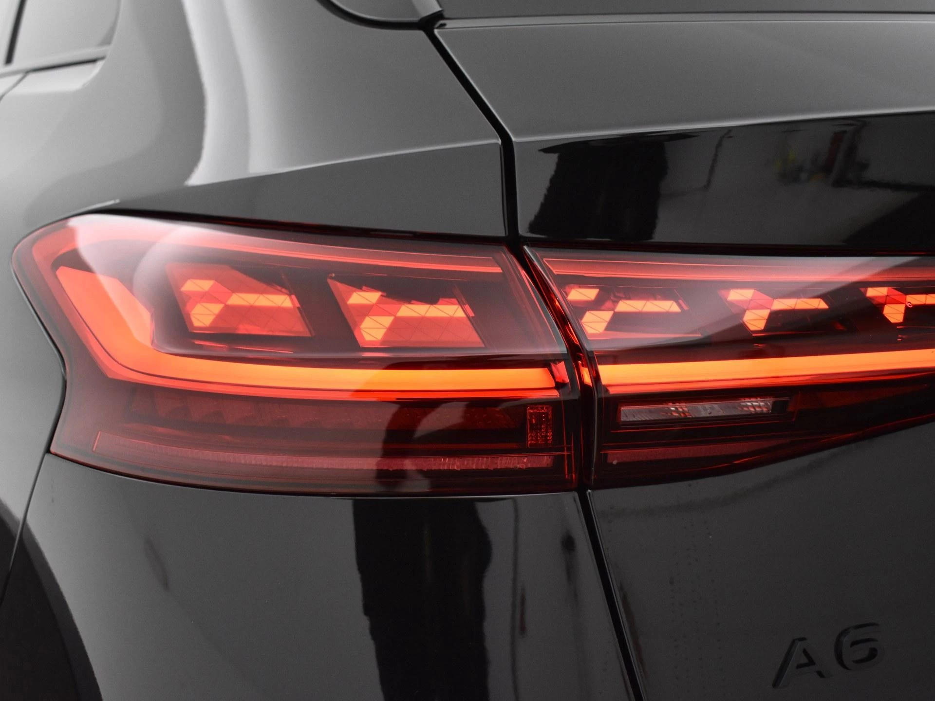 Hoofdafbeelding Audi A6 Avant e-tron