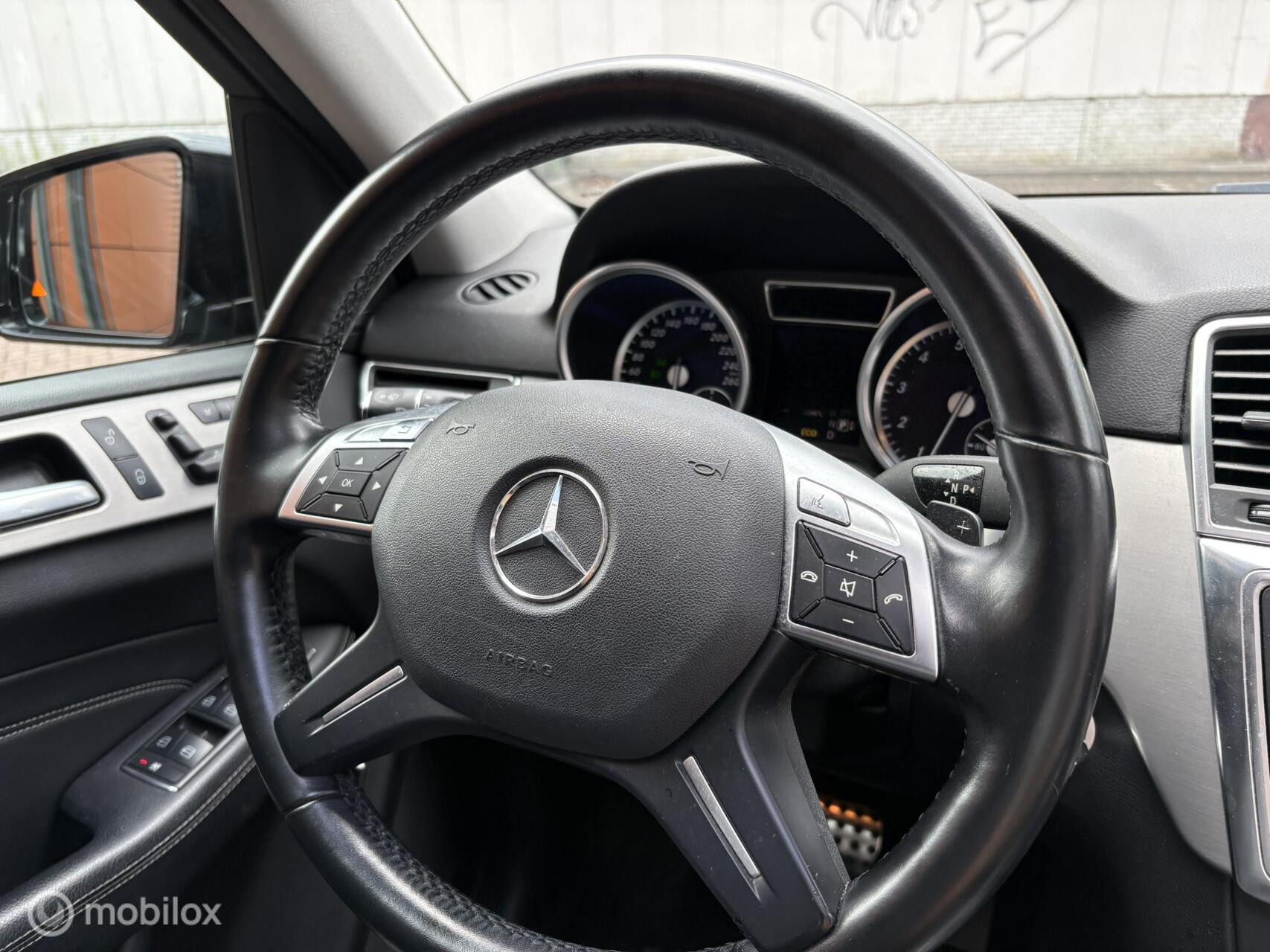 Hoofdafbeelding Mercedes-Benz M-Klasse