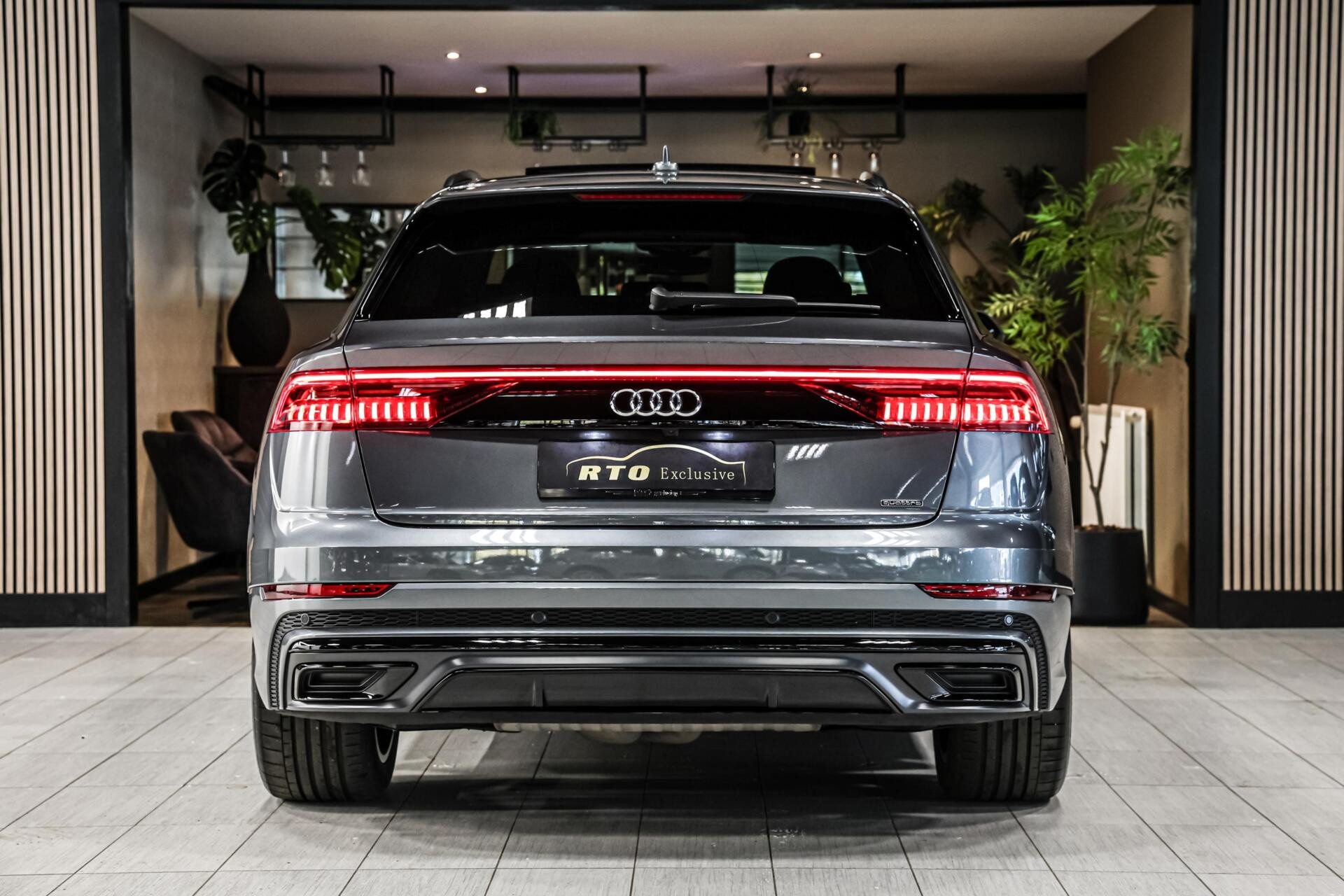 Hoofdafbeelding Audi Q8