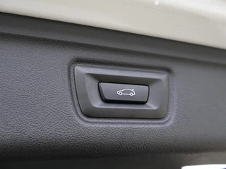 BMW 3 Serie BMW 3 Serie Touring 318i M-Sport | Headup | Cruise | LM18