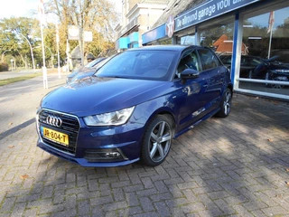 Audi A1 Sportback 1.0TFSi S-Line Adrenaline Zwart dak !!!