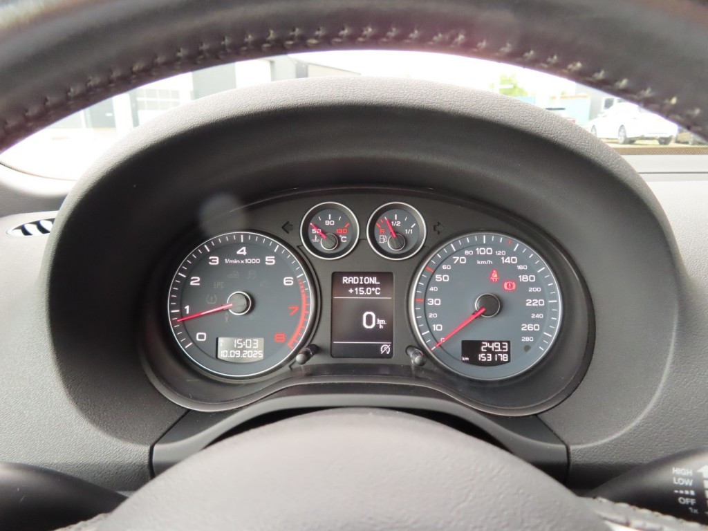 Hoofdafbeelding Audi Cabriolet