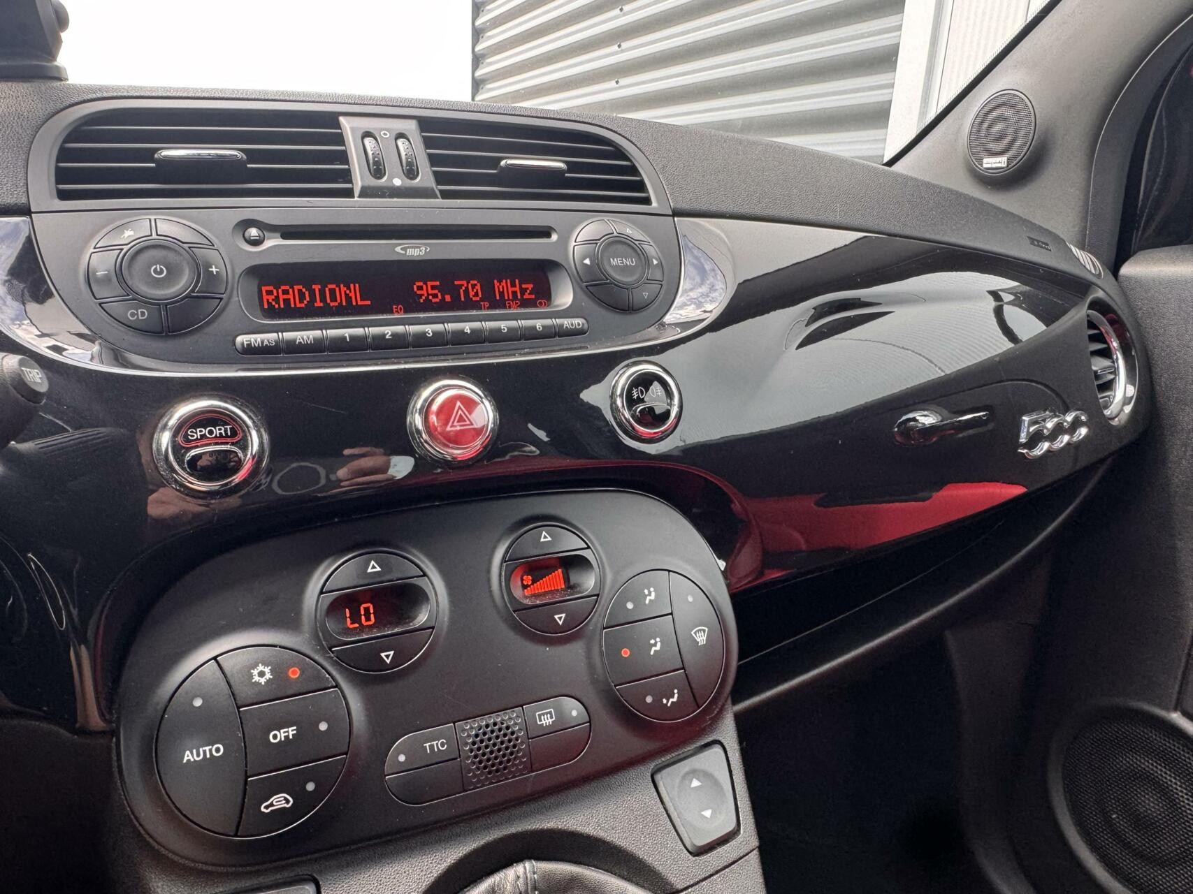 Hoofdafbeelding Fiat 500C