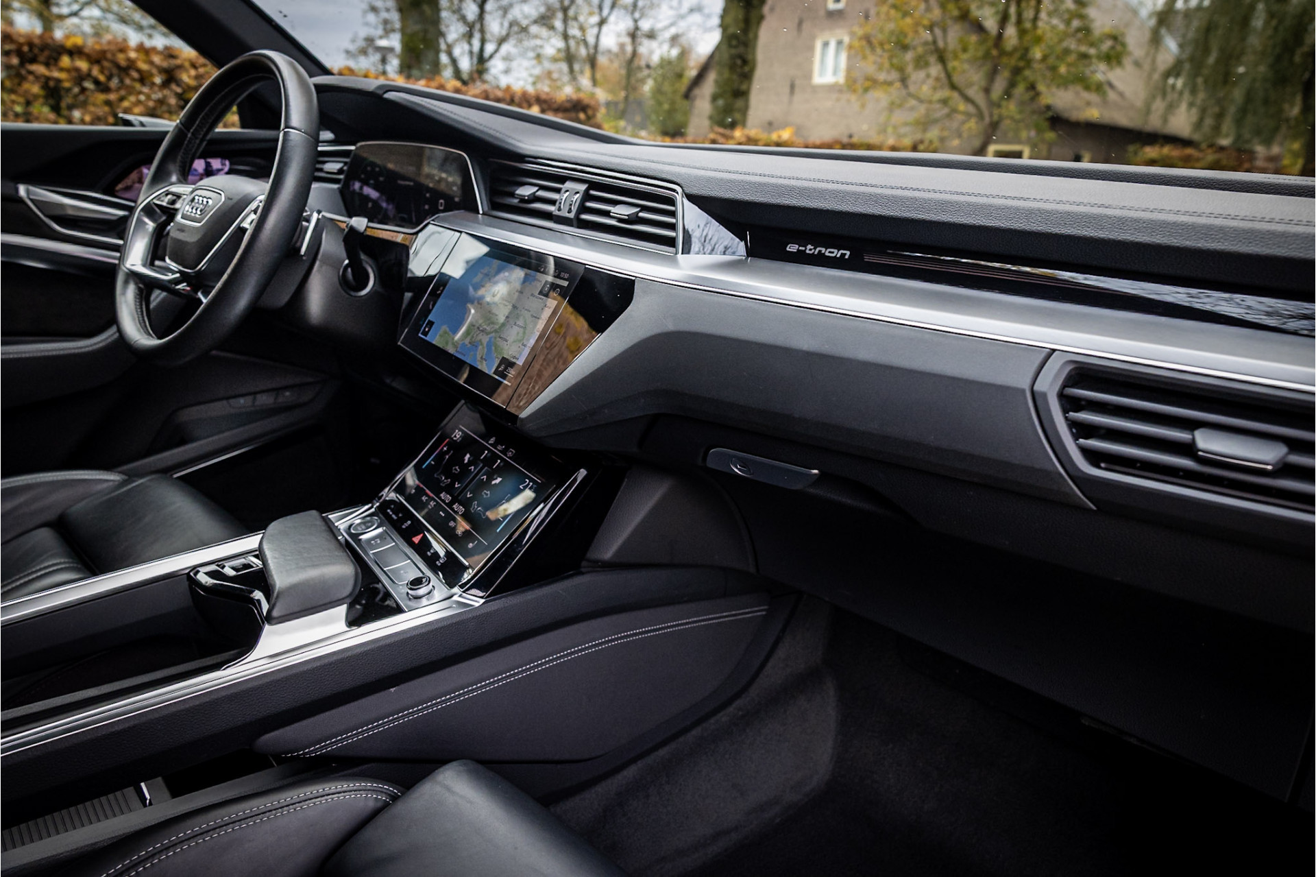 Hoofdafbeelding Audi e-tron