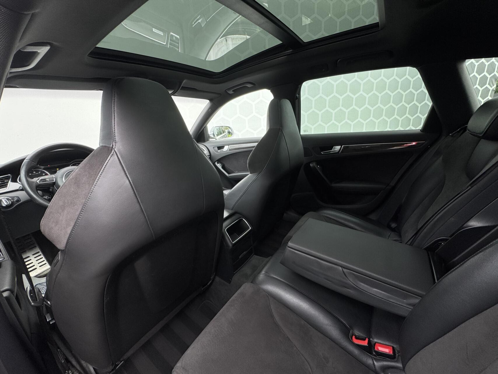 Hoofdafbeelding Audi RS4