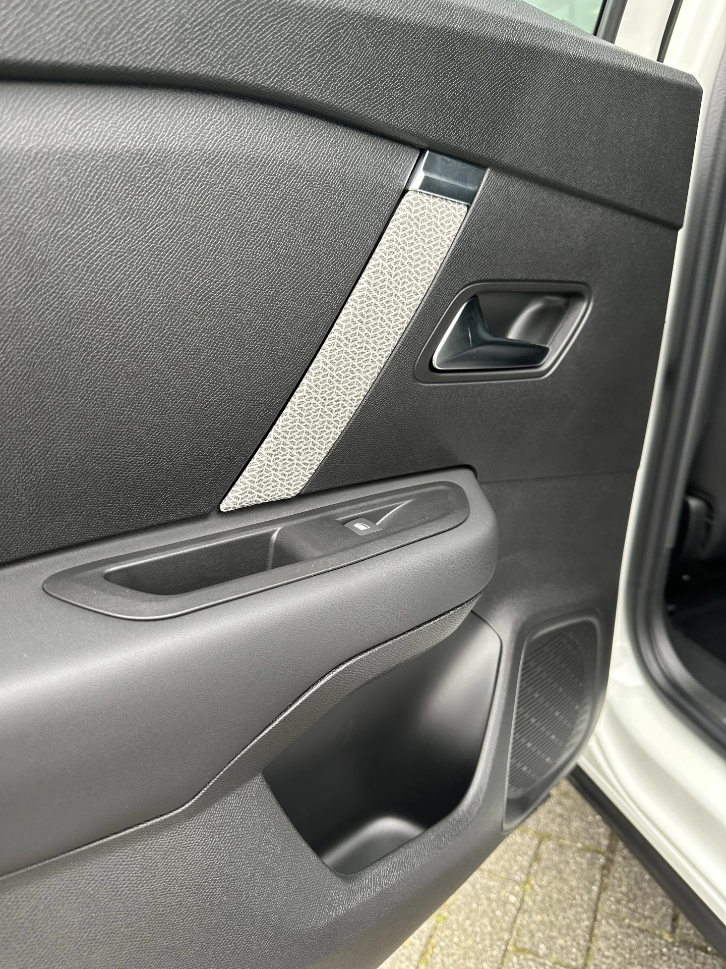 Hoofdafbeelding Citroën ë-C4 X