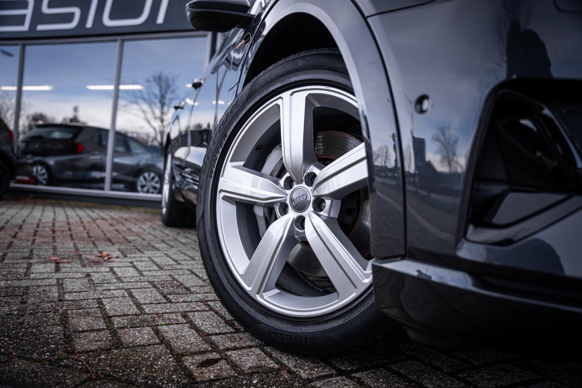 Hoofdafbeelding Audi e-tron