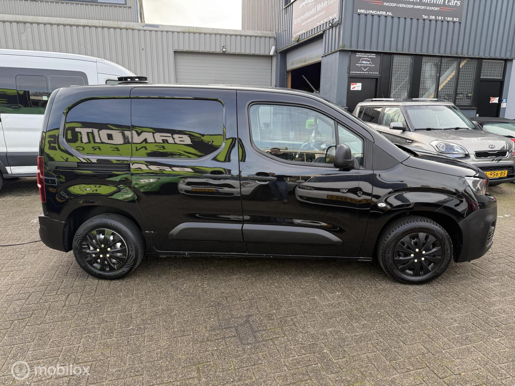 Hoofdafbeelding Peugeot Partner