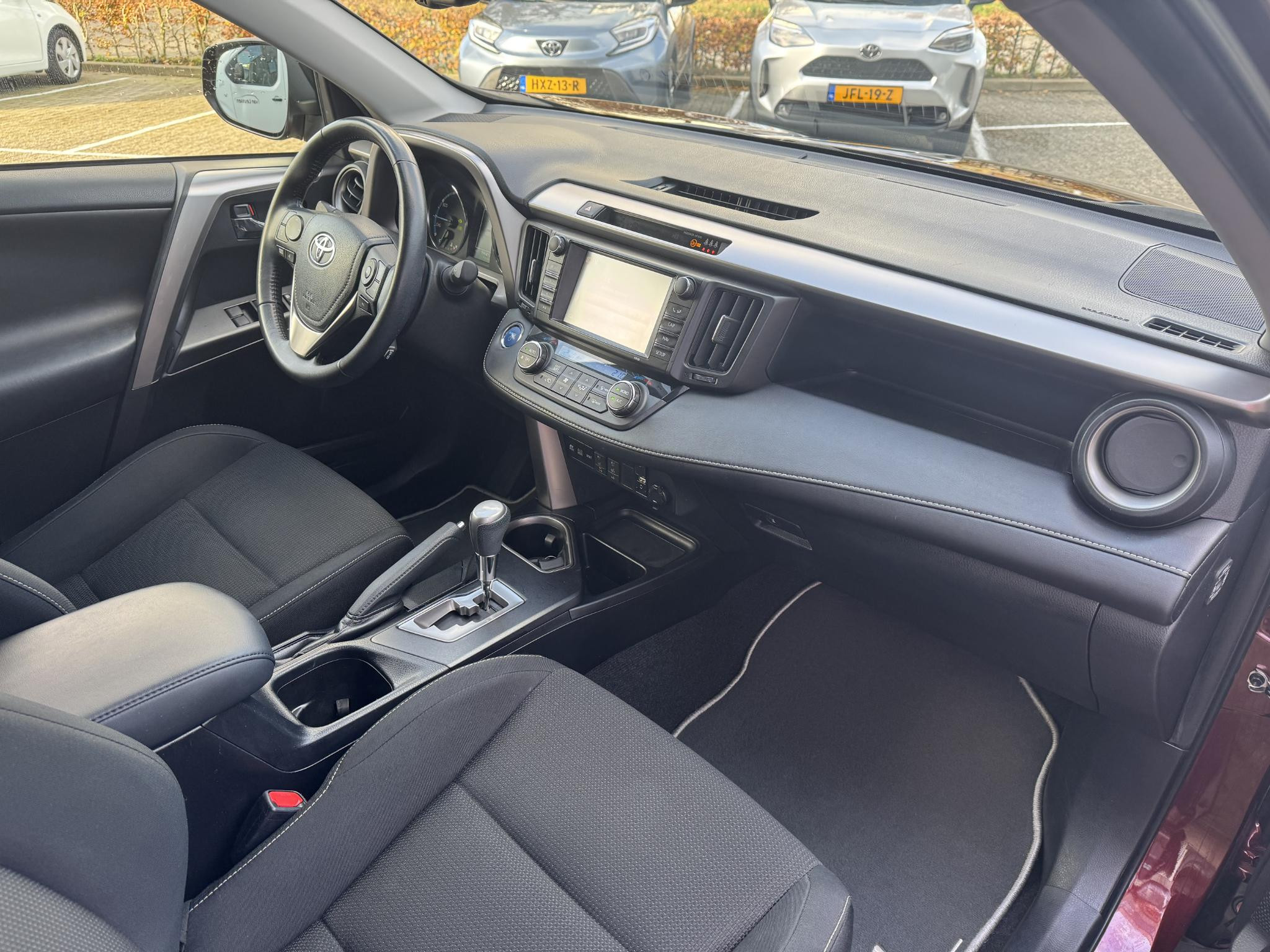 Hoofdafbeelding Toyota RAV4