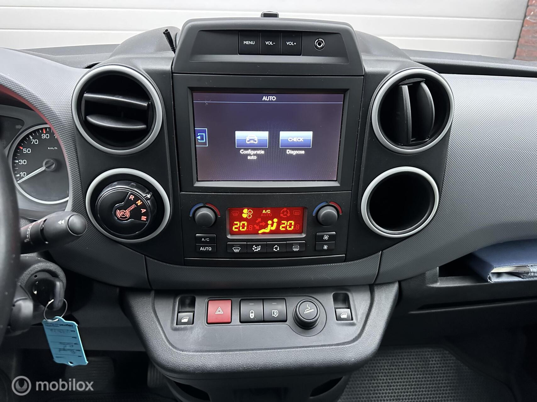 Hoofdafbeelding Peugeot Partner