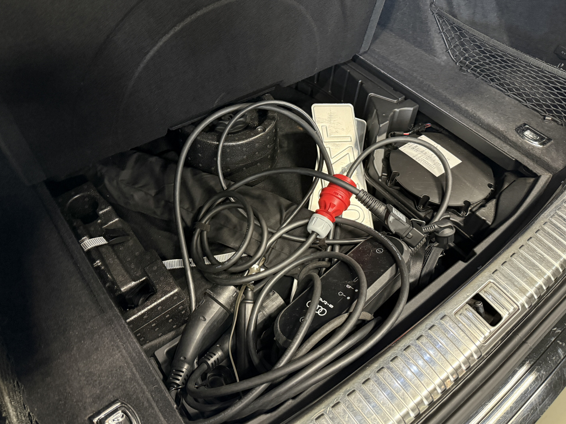 Hoofdafbeelding Audi e-tron