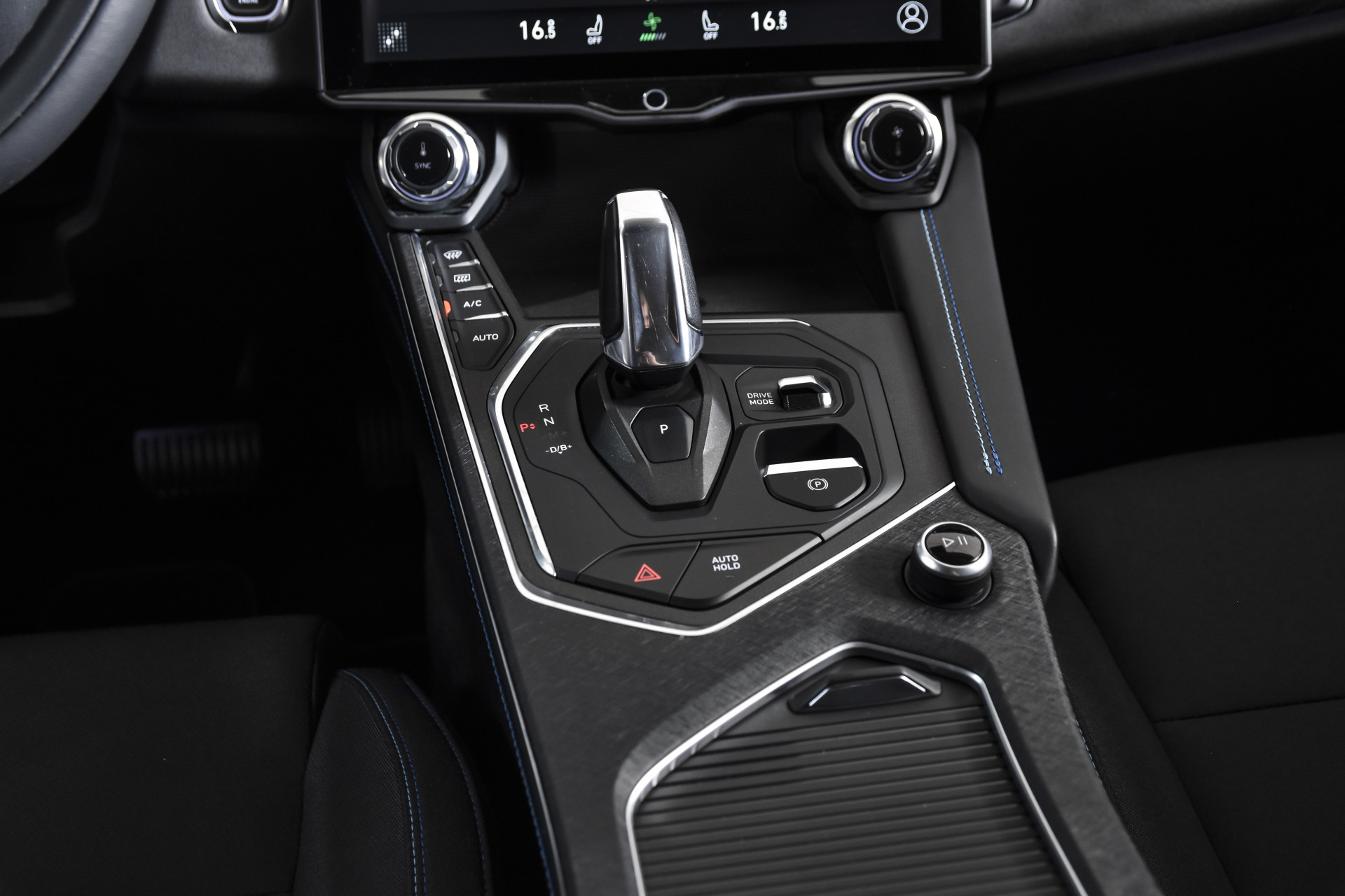 Hoofdafbeelding Lynk & Co 01