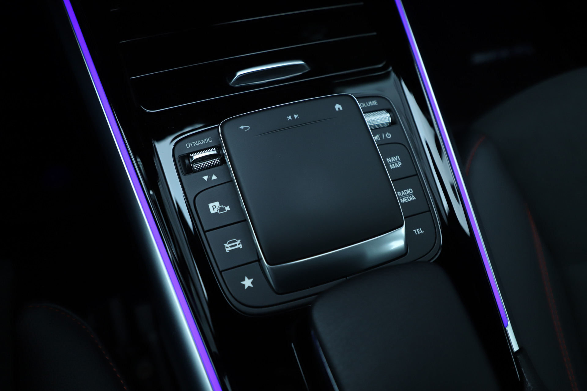 Hoofdafbeelding Mercedes-Benz EQB