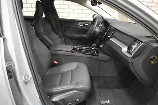 Volvo V60 Volvo V60 350pk AWD Essential Bright | Leder | Driver | Climate | Styling - afbeelding nr 45