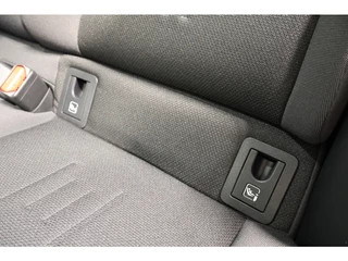 Toyota C-HR Toyota C-HR 2.0 Hybrid 200 First Edition - afbeelding nr 32