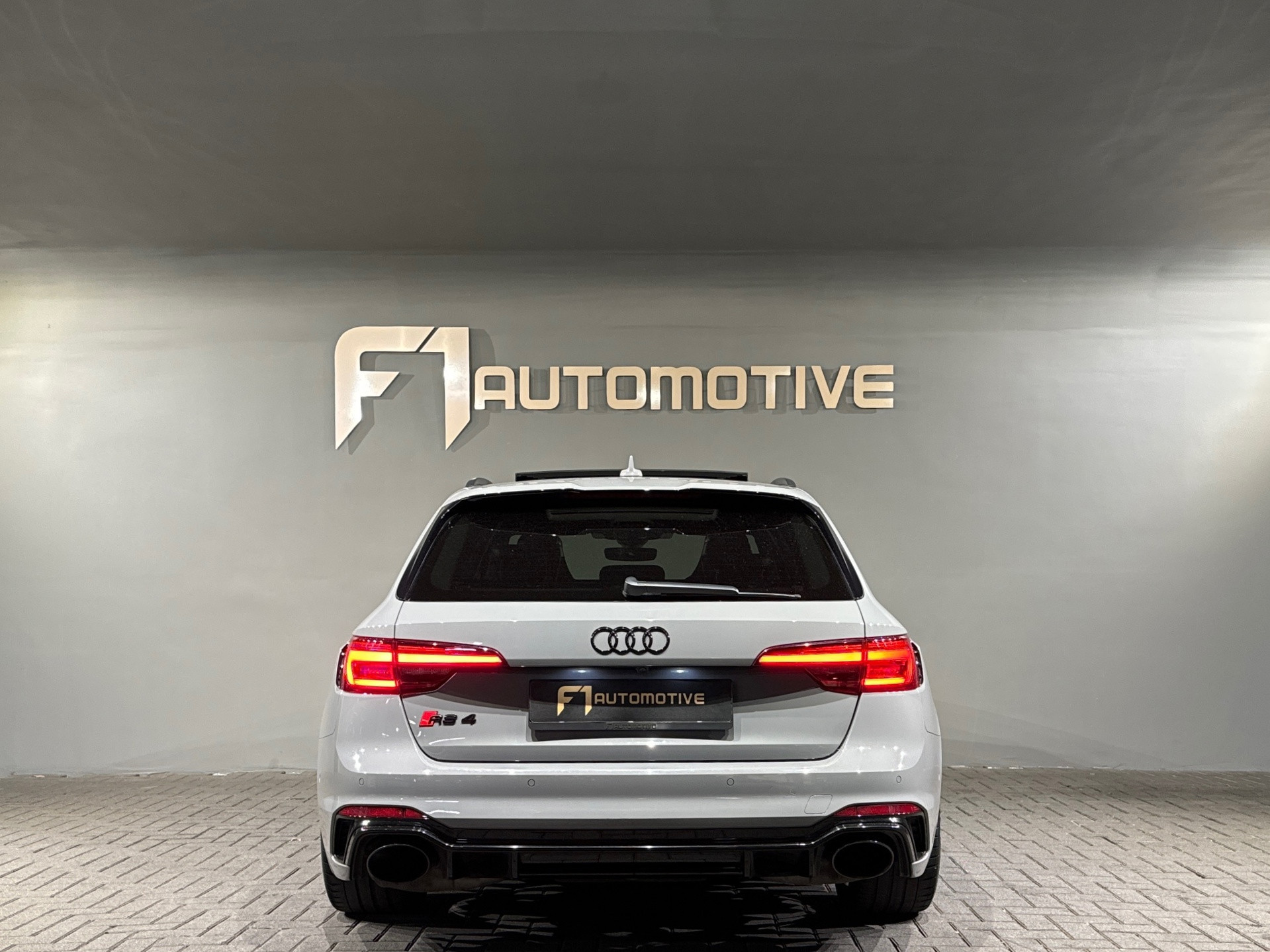 Hoofdafbeelding Audi RS4