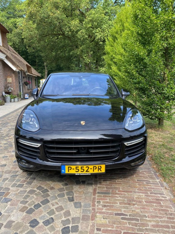 Hoofdafbeelding Porsche Cayenne